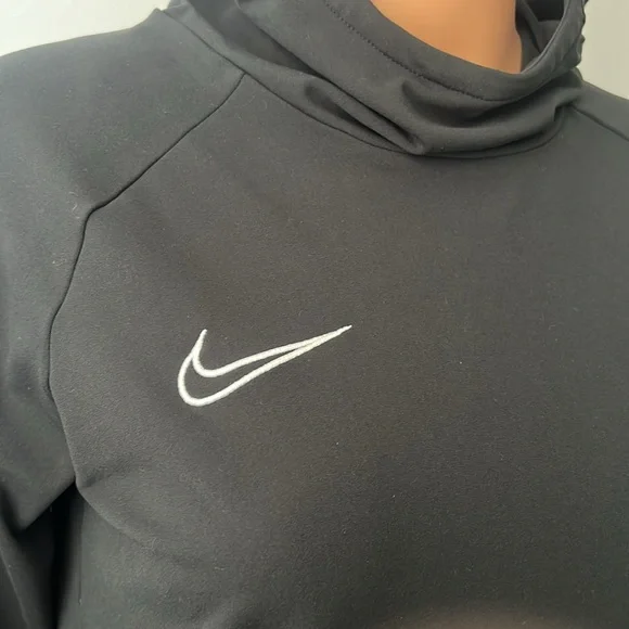 NWOT. NIKE WOMENS DRI-FIT ACADEMY HOODIE - Picture 6 of 15